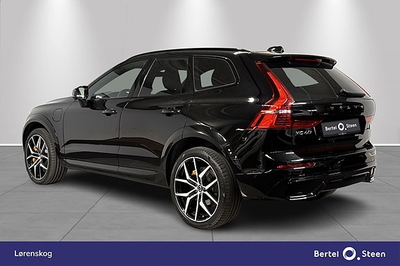 Volvo XC60 3 of 30