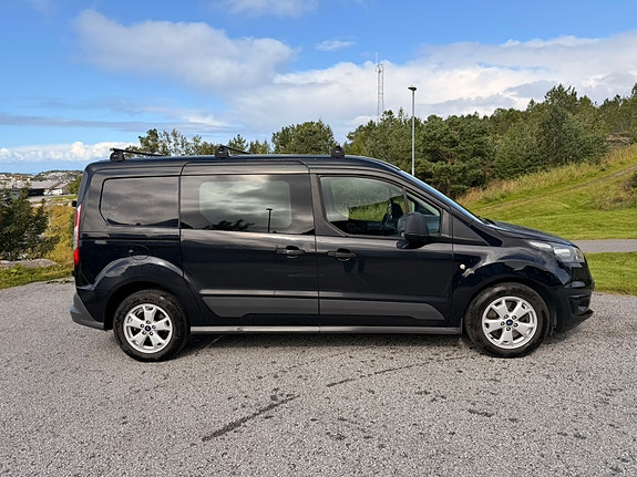 Ford Transit Connect 4 of 30