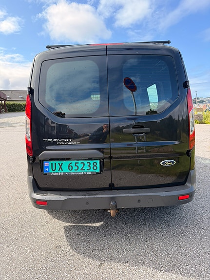 Ford Transit Connect 8 of 30