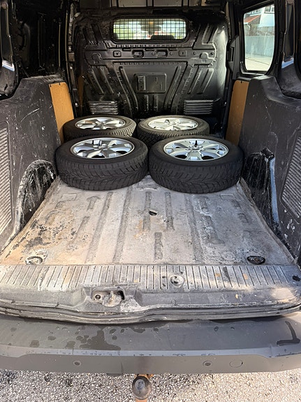 Ford Transit Connect 20 of 30