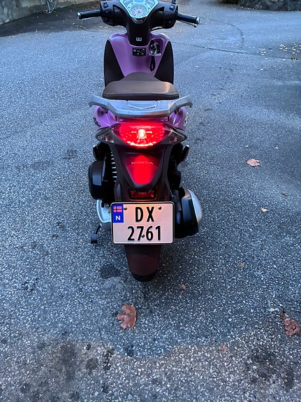 Honda SH 125i mode 18 of 30