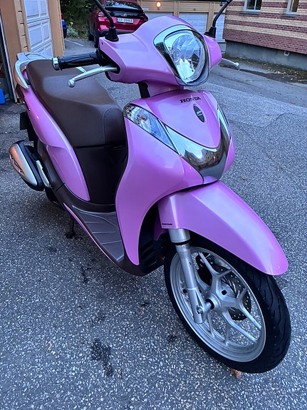 Honda SH 125i mode 30 of 30