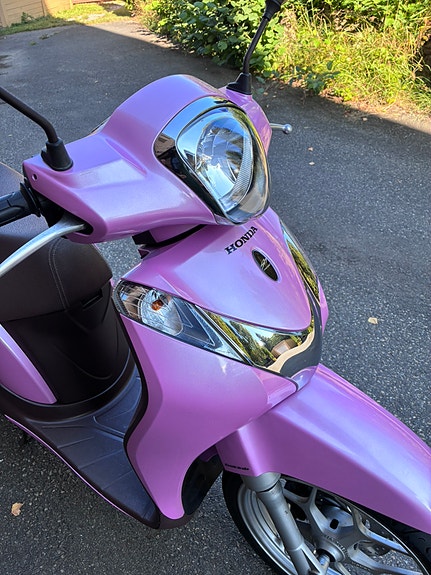 Honda SH 125i mode 8 of 30