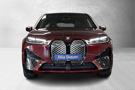 BMW iX 2 of 15
