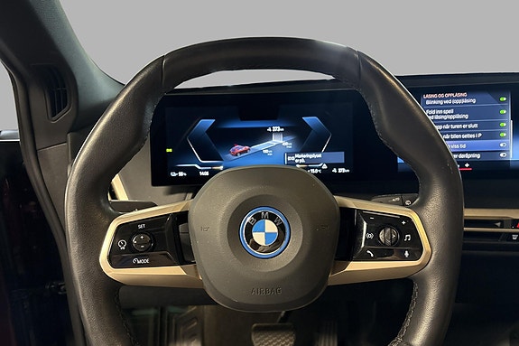 BMW iX 6 of 15
