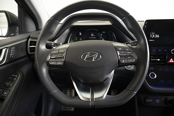 Hyundai IONIQ 12 of 27