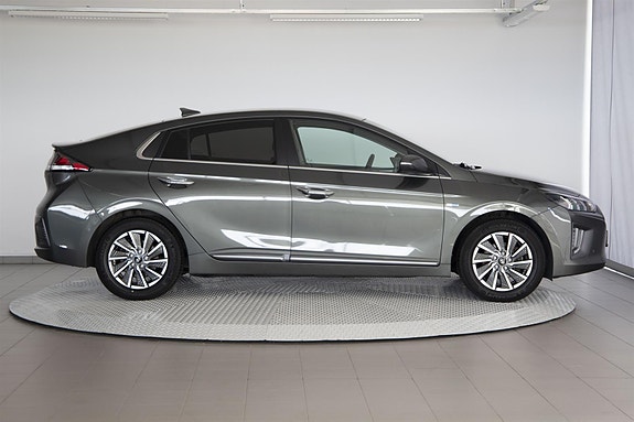 Hyundai IONIQ 4 of 27