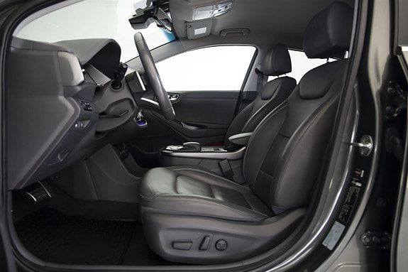Hyundai IONIQ 10 of 27
