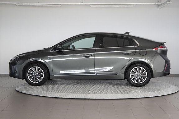 Hyundai IONIQ 8 of 27