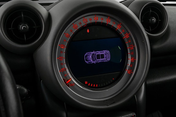 MINI Countryman Cooper 14 of 25