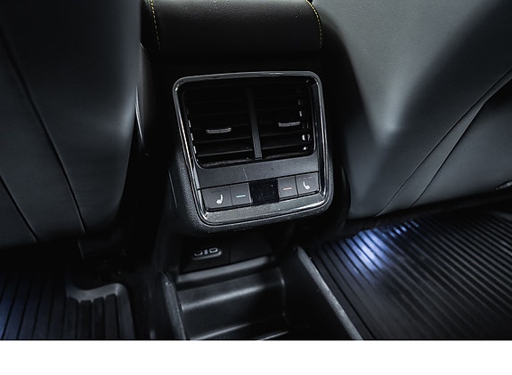 Skoda Enyaq 25 of 30