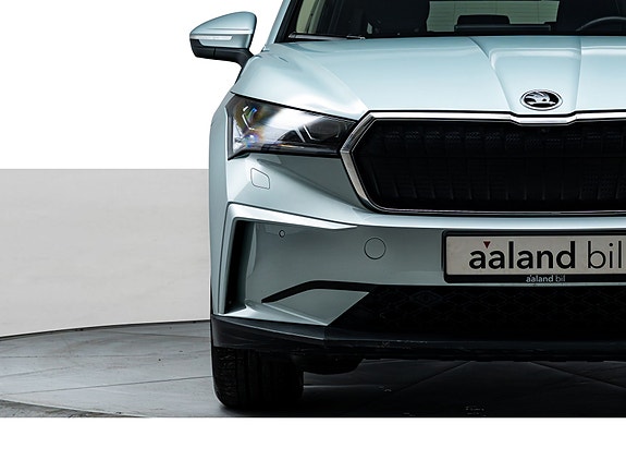 Skoda Enyaq 3 of 30