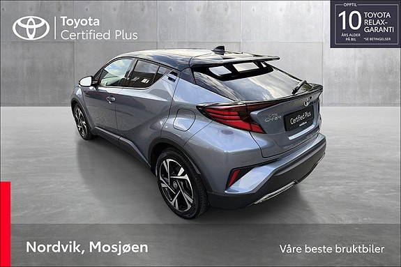 Toyota C-HR 2 of 24