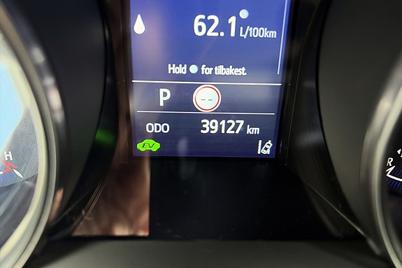 Toyota C-HR 19 of 24