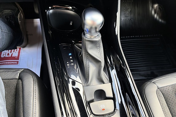 Toyota C-HR 23 of 24