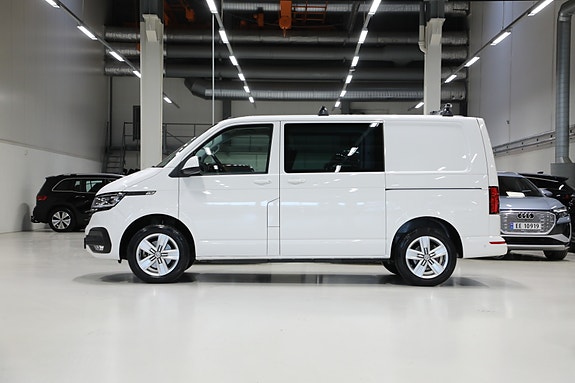 Volkswagen Transporter 4 of 30