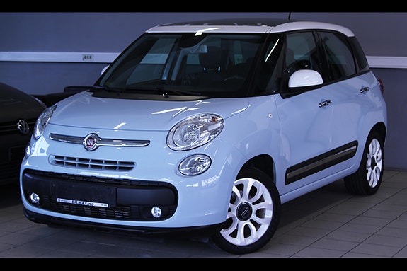 Fiat 500L 2 of 15