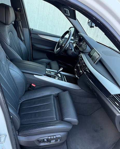 BMW X5 11 of 20