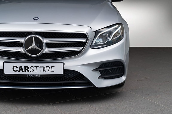 Mercedes-Benz E200 5 of 30