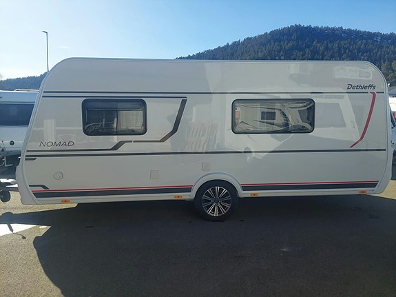 Dethleffs Nomad 490 EST 6 of 30