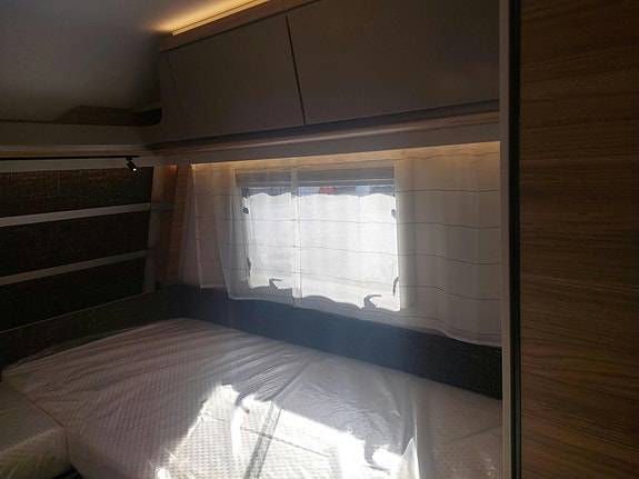 Dethleffs Nomad 490 EST 24 of 30