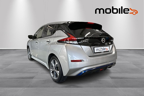 Nissan Leaf 21 of 30