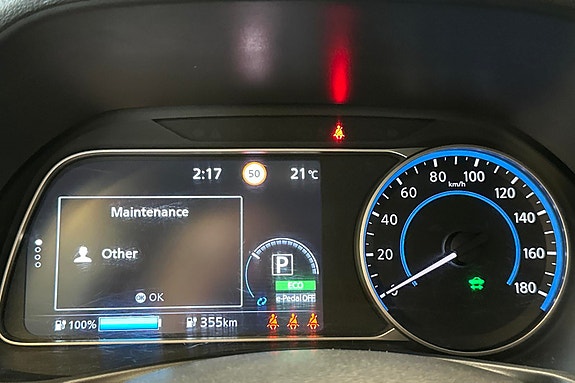 Nissan Leaf 10 of 30
