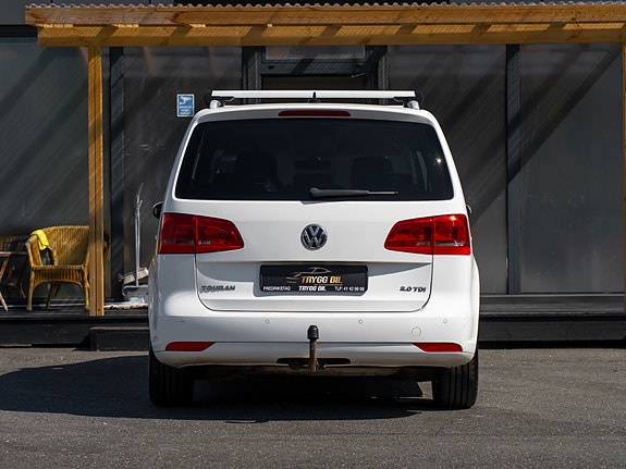Volkswagen Touran 8 of 30