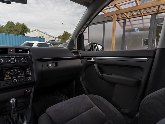 Volkswagen Touran 26 of 30