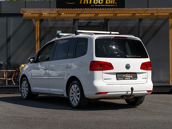 Volkswagen Touran 9 of 30