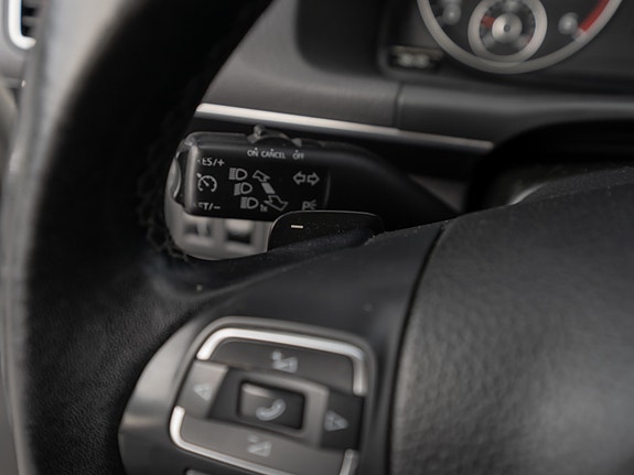Volkswagen Touran 30 of 30