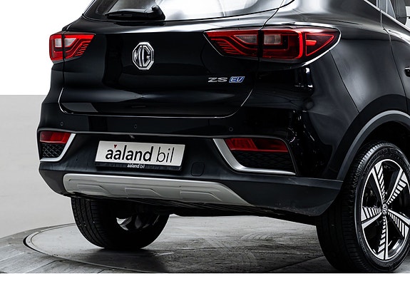 MG ZS EV 8 of 29