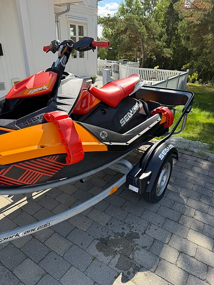 SeaDoo Spark Trixx 3UP 2018 | Kun 45t | 1 eier | Inkl. Henger 7 of 10
