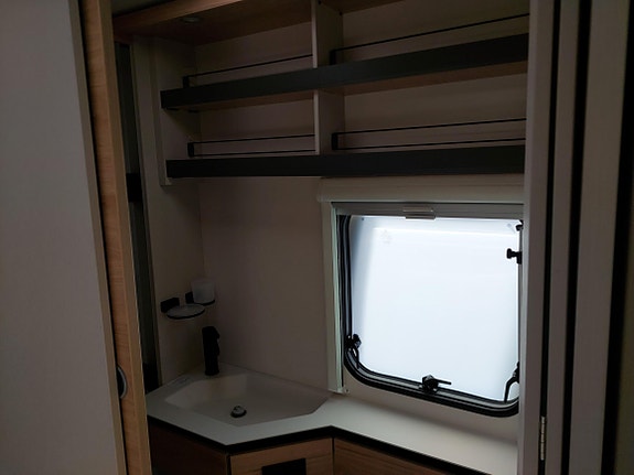 Dethleffs Camper 730 FKR SNOW 25 of 30
