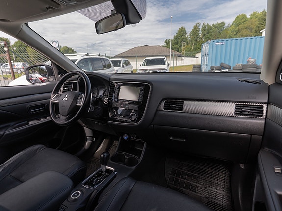 Mitsubishi Outlander 20 of 30