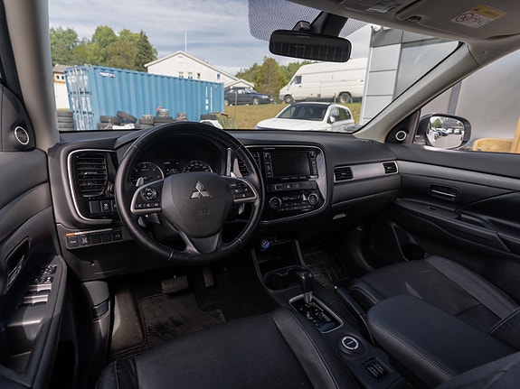 Mitsubishi Outlander 19 of 30