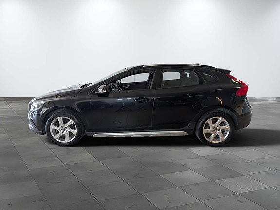 Volvo V40 Cross Country 3 of 20
