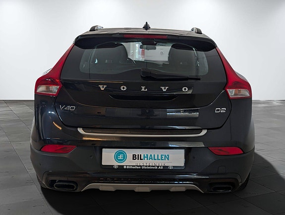 Volvo V40 Cross Country 5 of 20