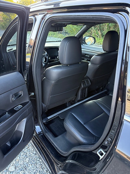 Mitsubishi Outlander 7 of 18