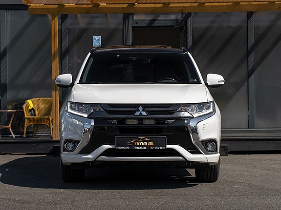 Mitsubishi Outlander 2 of 30