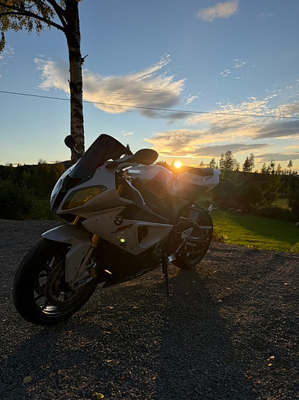 BMW S 1000 RR 4 of 13