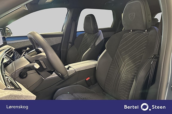 Peugeot e-5008 10 of 29