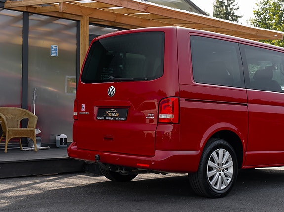 Volkswagen Multivan 4 of 30