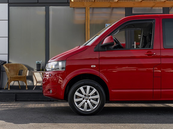 Volkswagen Multivan 11 of 30