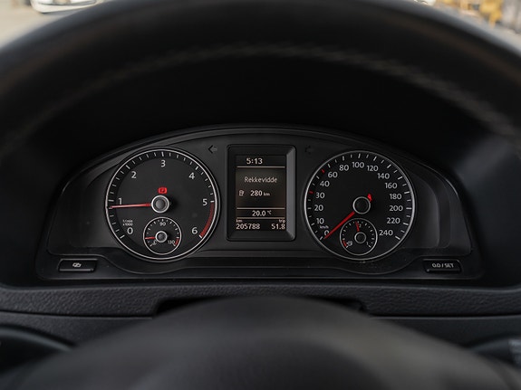 Volkswagen Multivan 29 of 30