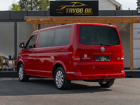 Volkswagen Multivan 9 of 30