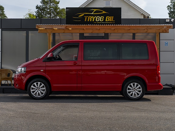 Volkswagen Multivan 10 of 30