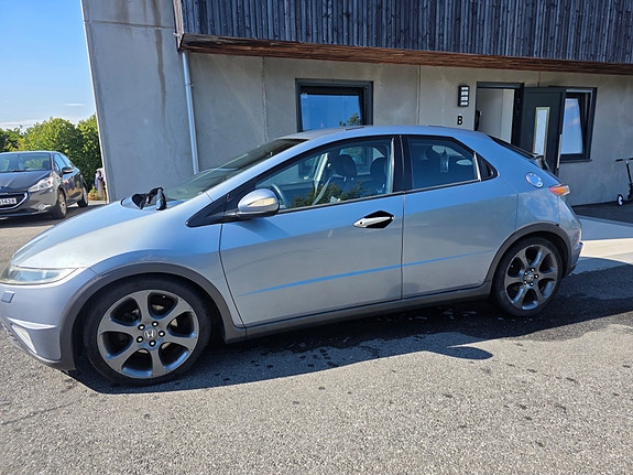 Honda Civic 2 of 14