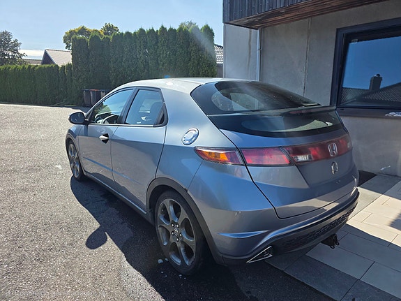Honda Civic 7 of 14