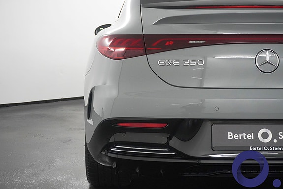 Mercedes-Benz EQE350 9 of 24